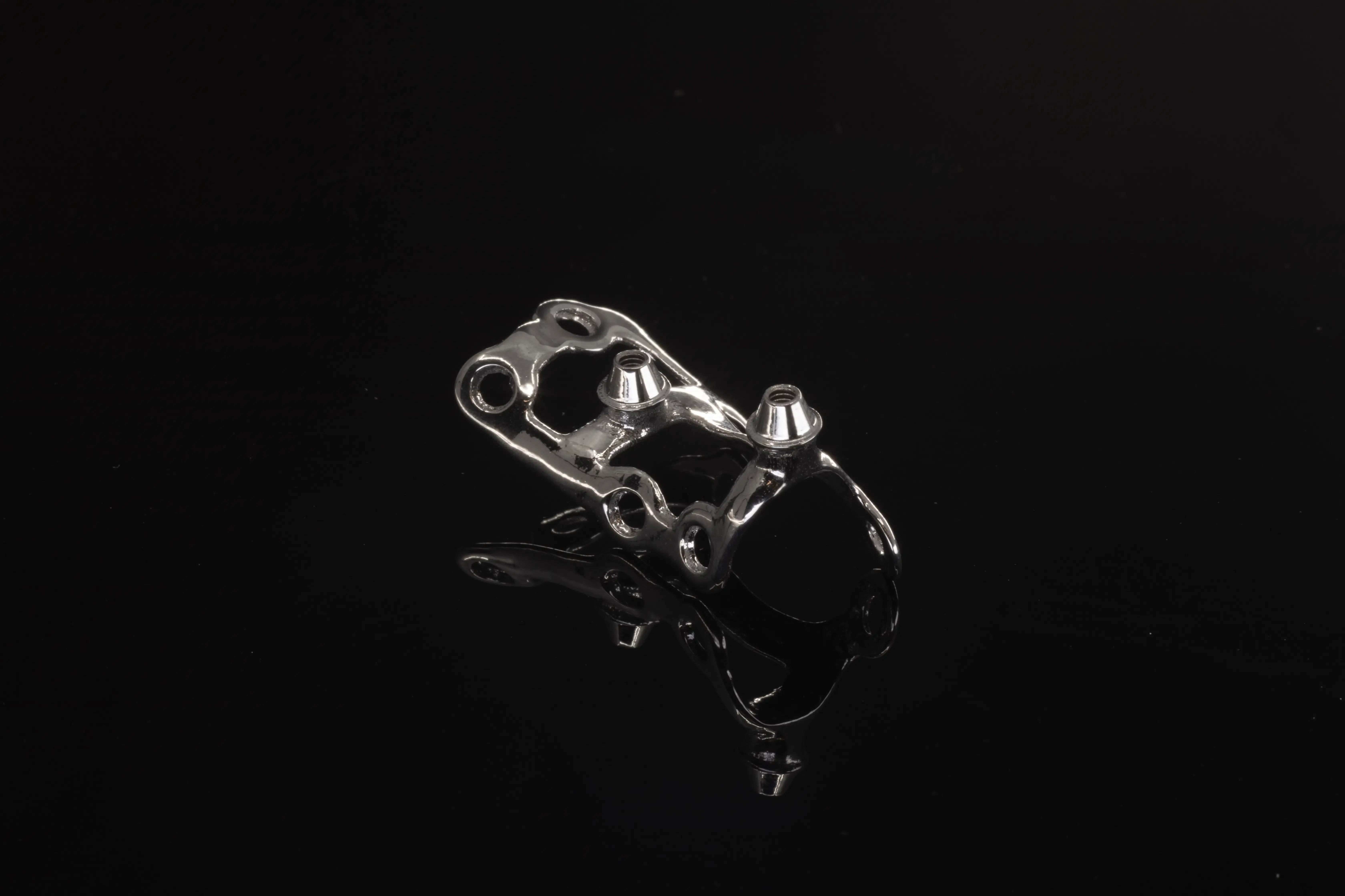 BTK custom-milled titanium framework for implant-supported restoration